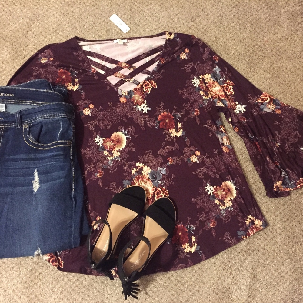 Charming Charlie Floral CrissCross Bell Sleeve Top